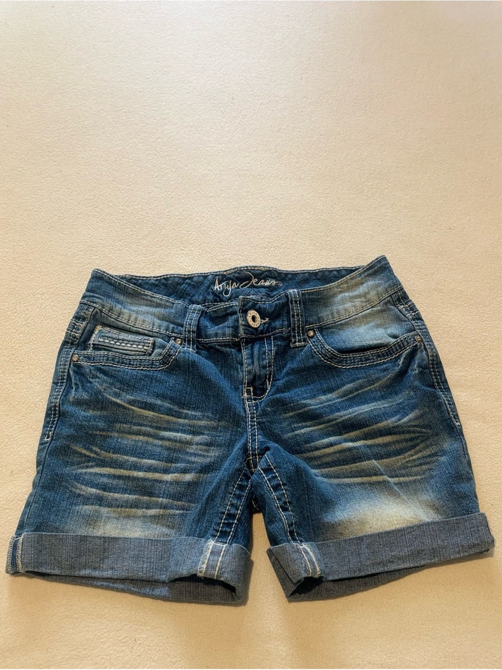 Ariya Medium Wash Rolled Hem Denim Shorts